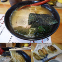 『小らーめん+ぎょうざ(￥650+400)』