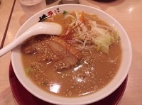 「味噌とんこつらーめん」@ラーメン 横綱 南インター店の写真