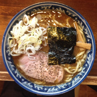 「ラーメン普通（780円）」@兎に角 松戸店の写真