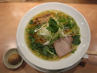 「中華麺950円＋玉子100円」@中華麺酒房 中華そば すずらんの写真