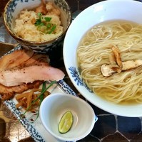 「芳醇松茸蕎麦（松茸御飯付）千円（９月２３日迄１日１２杯）」@特級鶏蕎麦 龍介の写真
