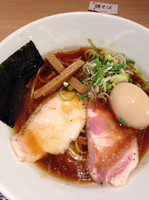 「淡麗鶏そば 醤油」@松戸富田製麺 ららぽーとTOKYO-BAY店の写真