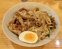 「汁なし排骨担々麺 \1050」@かつぎやの写真
