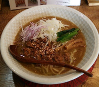 「牛骨らーめん こってり￥７５０」@麺榮 王様のラーメンの写真