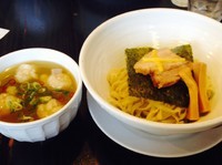 「（当日30食限定）吉田流佐野つけ麺・牛もつの襲来！¥800」@吉田商店の写真