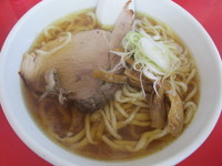 「手打ちラーメン　「650円」」@一品香 駅南店の写真