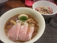 「冷やし煮干しそば(850)味玉(100)セット( 220)」@らぁ麺 やまぐちの写真