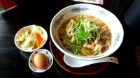 「肉そば醤油」@らー麺  彩羅の写真