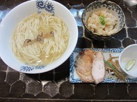 「限定　芳醇松茸蕎麦（１０００円）　９月２３日まで各日１２食」@特級鶏蕎麦 龍介の写真