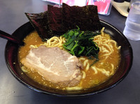 「とんこつみそ（大盛り）880円」@らーめん家 せんだい 川崎稲田堤店の写真