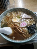 「ワンタン麺 麺少なめ」@大勝軒 北習志野店の写真