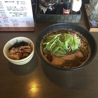 「黒担々麺+ミニチャー丼」@荻窪らーめん 栄龍軒の写真