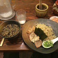 「つけ麺もつ」@龍の家 新宿小滝橋通り店の写真