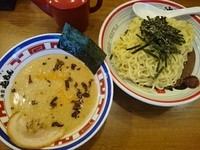 「つけ麺（中）￥680」@屯ちん 池袋西口店の写真