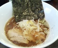 「中華そば」@つけそば中華そば 山ねこの写真