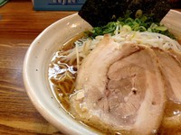 「豚そば・大盛り」@上海麺館の写真