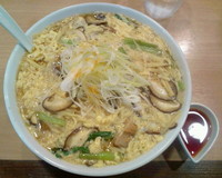 「酸辣湯麺(スーラータンメン)大880円」@スミレ食堂の写真