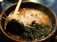 「ラーメン中、麺固め」@ラーメンショップ とさっ子の写真