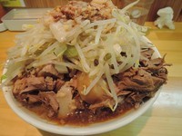 「小豚ラーメン」@らーめん つの旨の写真