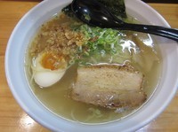 「天然塩らーめん（６９０円）」@らーめん つけ麺 春樹 日暮里店の写真