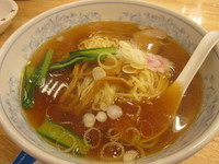 「らーめん」@ぎょうざの満洲 JR長居駅店の写真