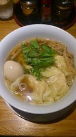 「鶏ワンタンめん 醤油 煮干し 味玉 980円」@麺や 流れ星の写真