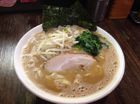 「北海道味噌ラーメン（大盛り）730円＋200円」@ラーメン本舗。の写真