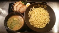 「醤油味特つけ麺(並)(太麺)(あつもり)」@麺創房 無敵家の写真