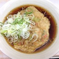 「かき揚げ（￥440）」@常盤軒 横須賀線ホーム店の写真