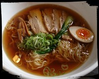 「肉トローリ！あっさり醤油らーめん 950えん」@中華カフェレストラン あきた茶房の写真