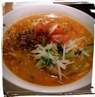 「「カレー野菜担々麺 980えん」「ライス 200えん」」@上海小龍包 石庫門 ルミネ大宮店の写真