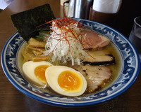 「『豊魚鶏だし特製塩ラーメン+中盛(￥980+無料)』」@麺処 さとうの写真