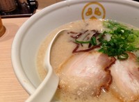 「豚骨プレーン」@TOKYO 豚骨 BASE MADE by 博多一風堂 ecute品川サウス店の写真