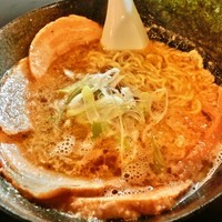「元祖海老だしラーメン＋チャーシュー(3枚)700円＋200円」@型破りの写真