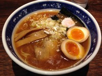 「のり玉ラーメン」@せたが屋 羽田国際空港店の写真