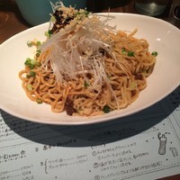 「汁なし担担麺　￥900　辛い」@麺処はるにれの写真
