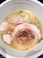 「銀笹塩ラーメン+味玉(850円+100円)」@麺処 銀笹の写真