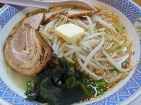 「塩バターチャーシュー麺」@ラーメン 花楽 相模原アイワールド店の写真