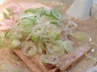 「醤油らーめん 680円」@旨みこってりらーめん 鐵 TETSU 千葉分店の写真