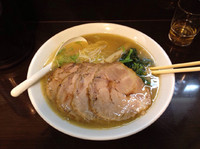 「塩チャーシュー麺」@らーめん紬麦の写真