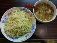「節つけ麺　大　３００ｇ　＋味玉：サービス券」@煮干しらあめん 燕黒の写真