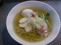 「アグー豚の塩ラーメン味玉」@BumBunBlauCafe with BeeHiveの写真