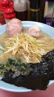「かいざんラーメン➕ネギ丼1000円」@ラーメン かいざんの写真