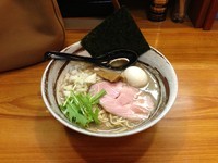 「ラーメン（醤油）」@いのうえの写真