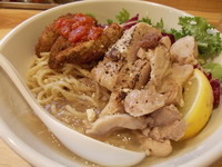 「まぜそばアンチョビトリアボカド」@らーめん カッパハウスの写真