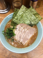 「チャーシューラーメン（中盛）」@横浜ラーメン 武蔵家 志木店の写真