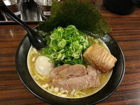 「らーめん(太麺)4点盛り」@百麺 中目黒店の写真