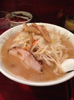 「醤油ラーメン」@ビックラーメン 虎ノ門店の写真