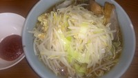 「ラーメン・麺少な目（６９０円）野菜・ニンニク・辛味噌」@ラーメン二郎 亀戸店の写真