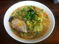 「旨いラー油の肉野菜味噌ラーメン 950円」@九州大分ラーメン 麺恋亭 中華街店の写真